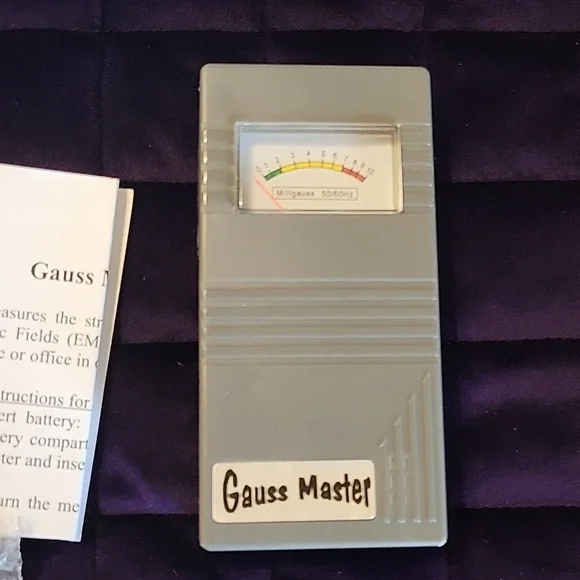 Paranormal Research Kit - Picture 11 of 16